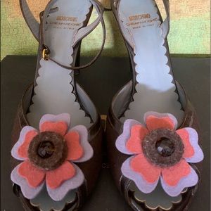 Moschino Cheap and Chic pumps with straps